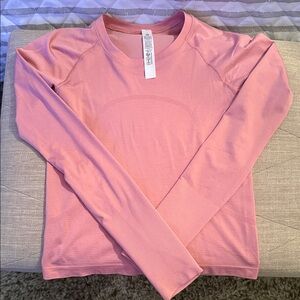 Lululemon Swiftly Tech 2.0 Waist Length size 6